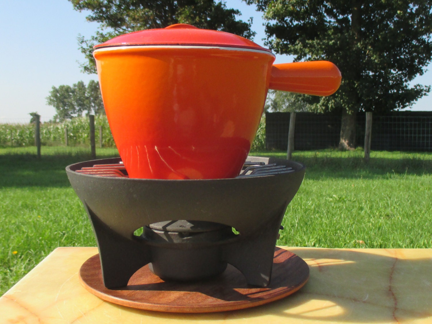 ANCIEN SERVICE A fondue le creuset en fonte émaillée EUR 50,00