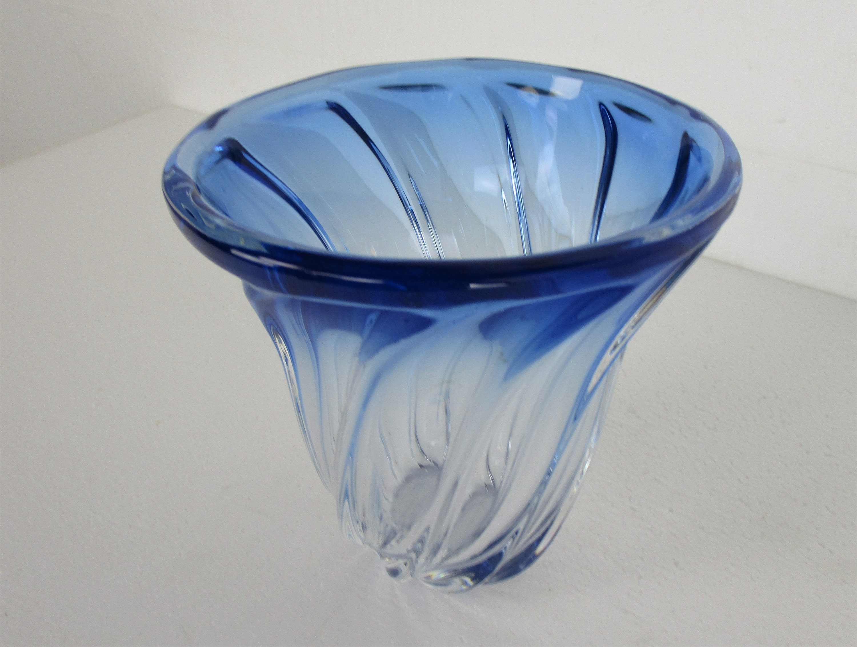 Art Deco Heavy art glass Vase Val St Lambert Twisted Glass Cobalt Blue to  Clear Marked - Collectors in the House