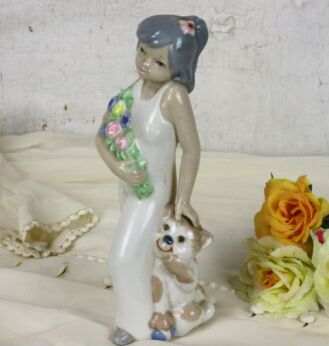 Casades Spain Figurine Girl With Dog Lladro Design Porcelain Marked