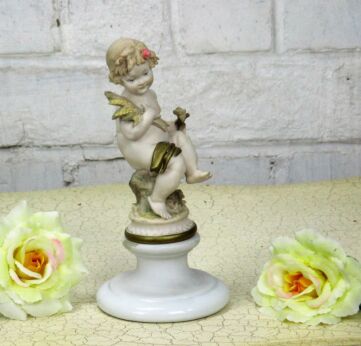 Gorgeous Figurine Capodimonte Cherub Putti Italy Bisque Porcelain Marked