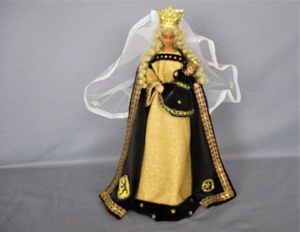 Hand Made Wax Madonna Virgin Mary Our Lady with Infant Jesus Figurine Doll Made by Nuns Flanders Lion