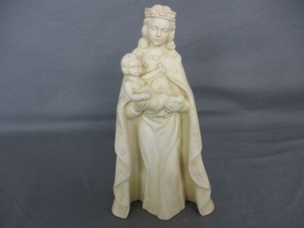 Art Deco Virgin Mary Madonna Infant Child Jesus Plaster Statue tenderness Lovely 10.43"