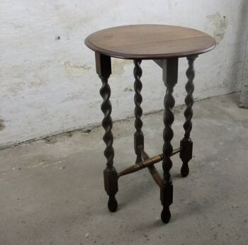 Small Barley Twist Hand Carved Wood Drop Leaf Wine Round Coffee Side End Table