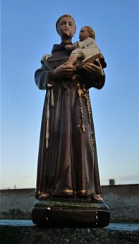 Small Vintage St Anthony of Padua with Jesus Plaster Statuette Chalkware 8.27"