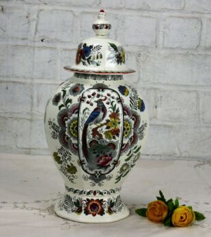 Maastricht Holland Rare Delft Polychrome Porcelain Vase Urn Floral design Birds