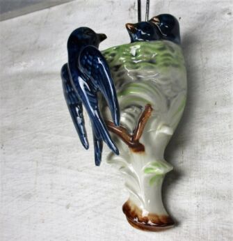 Small Porcelain Figurine Swallow feeding Babies in Nest Planter Wall Hanging