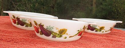 3 Vintage JAJ English Pyrex, retro Casserole Dishes Tuscany Vegetables Pattern
