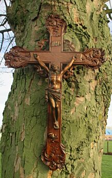 Stunning Large Ornate Carved Wood Hanging Crucifix Cross Jesus Christ 32.28"