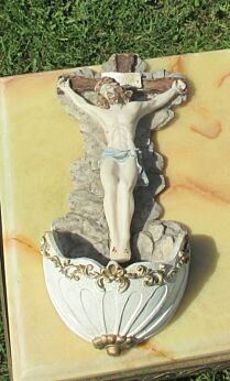 Large Vintage Holy Water Font Resin Jesus Christ Cross Crucifix 11.61"