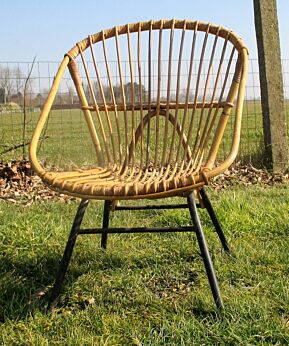 Mid Century Modern Rattan Round Hoop Chair Wicker Authentic Child era Rohé
