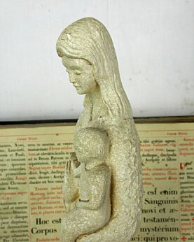 Virgin Mary Madonna Holy Mother Infant Child Plaster Statue on granite base 18"