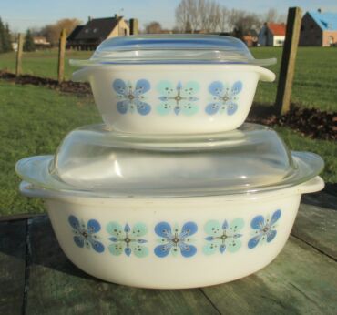 2 Rare Vintage Bowls Dish Milk Glass Jena Glass Schott & Gen Mainz Mid Century