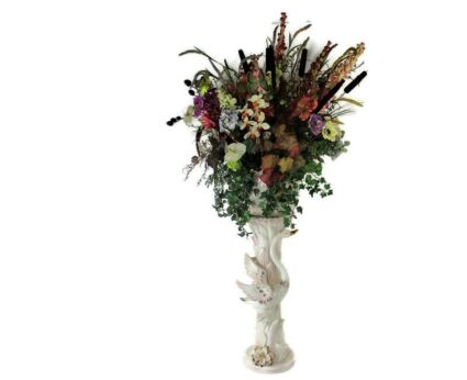 Italian Bassano Pedestal with Planter and  Flowers Italy Marked Lovely Porcelain large Swan Gorgeous