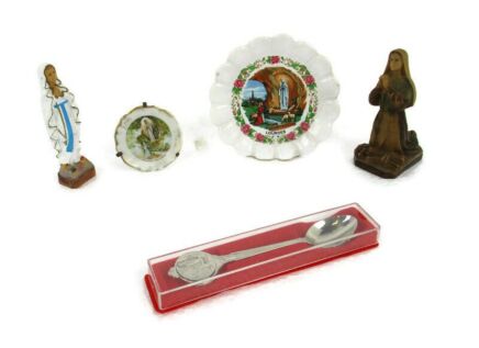 set of 5 pieces French Set Lourdes Virgin Mary Miniature Plate Figurine  Bernadette