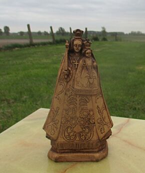 Small vintage Virgin Mary Madonna with Child Jesus Catholic Chapel