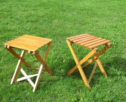 Couple Pair Wooden Folding Chairs Flip up seat Tip-up Jumpseat Campstool Vintage