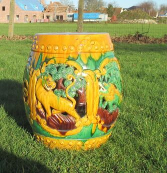 Stunning Chinese Garden Stool Plant Foot Stand Plaster Animal Figures Rare