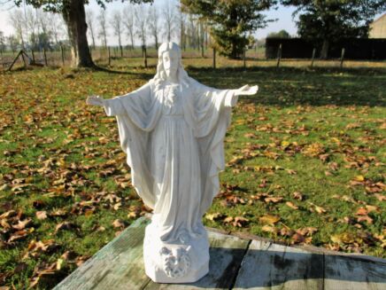 Antique Porcelain Statuette Figurine Jesus Christ Spread Arms Holy Heart