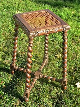 Beautiful Small Barley Twist Rush Top Wooden Side Table Pedestal Plant Stand