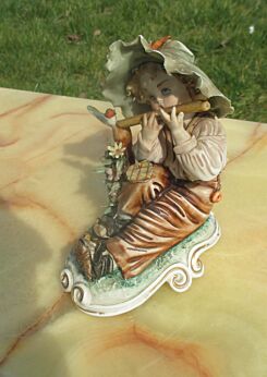 Capodimonte Tiziano Galli Italy Porcelain Figurine Hobo Boy playing Flute