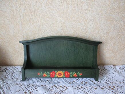 Vintage Hard Plastic Small Herbal KItchen Display Rack Flowers Green Romantic