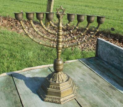 Vintage Antique Brass Jewish Hanukkah Menorah Candle Holder 9 arm