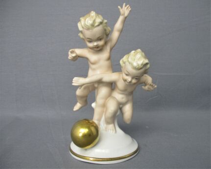 Two Angels Putti playing with Ball Statue Figurine Grafenthal Germany Porcelain Marked
