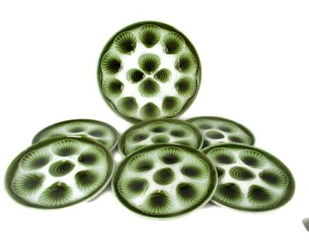 Moulin des Loups Set of 6 French Oyster Plates + 1 Large Porcelain Faience