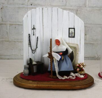 Nun in her Room Beautiful Doll Figurine Wax Lace-Maker Gorgeous Rare