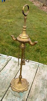 Antique Whale Oil Lamp Brass Burner Lucerne 19th Century key scissors Nice