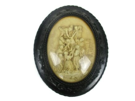 Antique Ornate Frame Convex Glass Dome Wood Jesus taken off the Cross WOW