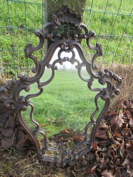 Vintage Mirror Resin DeKnudt Vanity Dresser 70s looks like carved wood