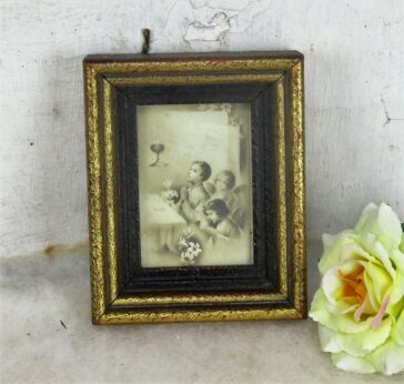 Small Vintage Antique Wooden Frame Children Praying Communion Print Sweet 5.11"