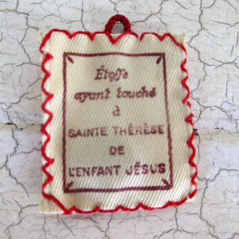 Saint Therese of Lisieux Relic CLoth Etoffe France Catholic Infant de Jesus