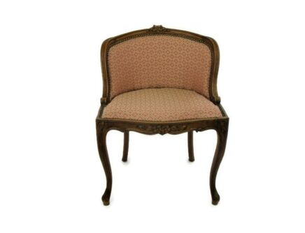 Lounge Chair Fauteuil French Provincial style Carved Wood Hobnails Pink Fabric Stylish