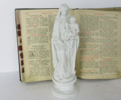 Antique Bisque Porcelain Statue Virgin Our Lady Mary Infant Child Exquisite Gorgeous 13.18"