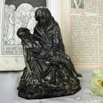 Statue Pieta Spelter Jesus Christ Virgin Mary Holy Mother Sculpture Golgotha