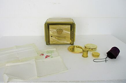 Home Tabernacle Religious set Altar Christianity Faux Marble Brass, miniature Lovely