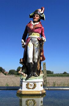 Vintage Porcelain Figurine Statuette Napoleon Soldier Infantry Sable Saber
