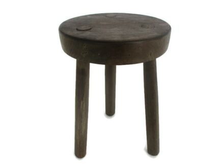 Hand Carved wood Tripod Milking Stool Pedestal Table Farmhouse Barn Country