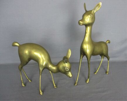 Couple Pair Brass Deer Fawn Doe Hollywood regency Vintage Lovely