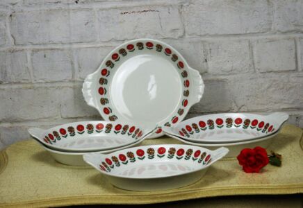 French Retro Plates Porcelain de France PL Limoges? Red Flowers Lovely set of 6