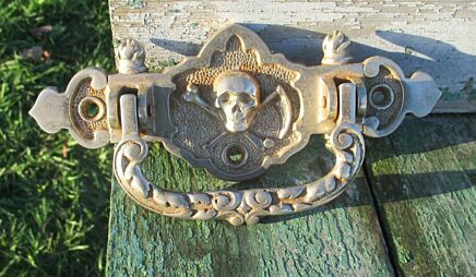 Antique Brass Skull Trunk Lifting Pull Swing Handle Architectural Gorgeous
