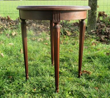 Antique Round Side Coffee table Display Plant Stand Lovely