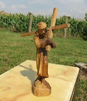 Vintage Carved Wood Statuette Jesus Christ Carrying Cross Lovely 8.86"
