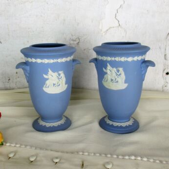 couple pair Vases Wedgwood Jasperware Baby Blue Lavendel Pegasus Muses 5.90"
