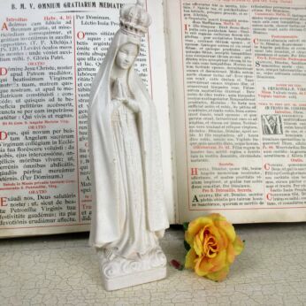 Small Vintage Statue Crowned Virgin Mary Our Lady Madonna Plaster 10"