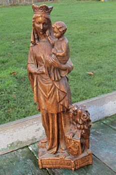 Virgin Mary Madonna & Child Plaster Statuette Flanders Lion Dragon Feet Gothic