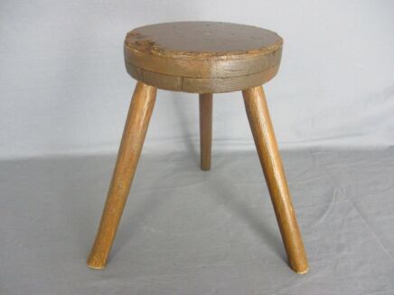 Old Milk Milking Stool Farmhouse Country Barn Style Tripod Side Display Table Pedestal Plant Stand Small