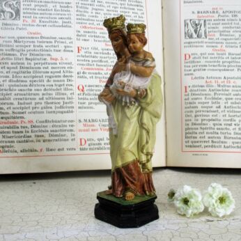 Small Virgin Mary Our Lady Madonna Resin Statue Infant Child Sweet Italian 6.10"